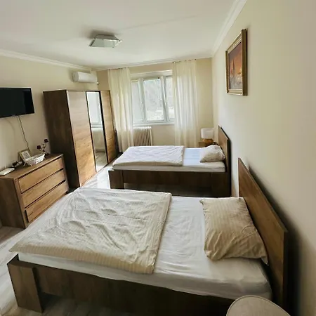 Anna Apartment Szazhalombatta
